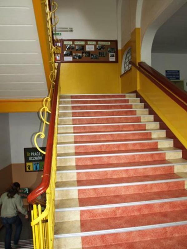wykładzina na schodach 1